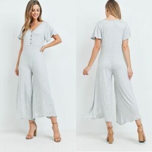 2/$20 - BIN#18 - Gray Short-Sleeved Jumpsuit